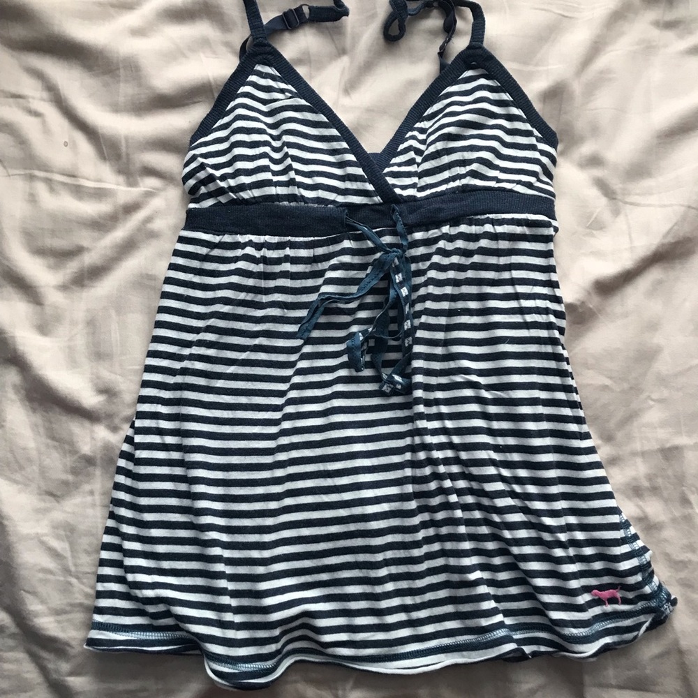 PINK BY VICTORIAS SECRET SLEEPING TOP